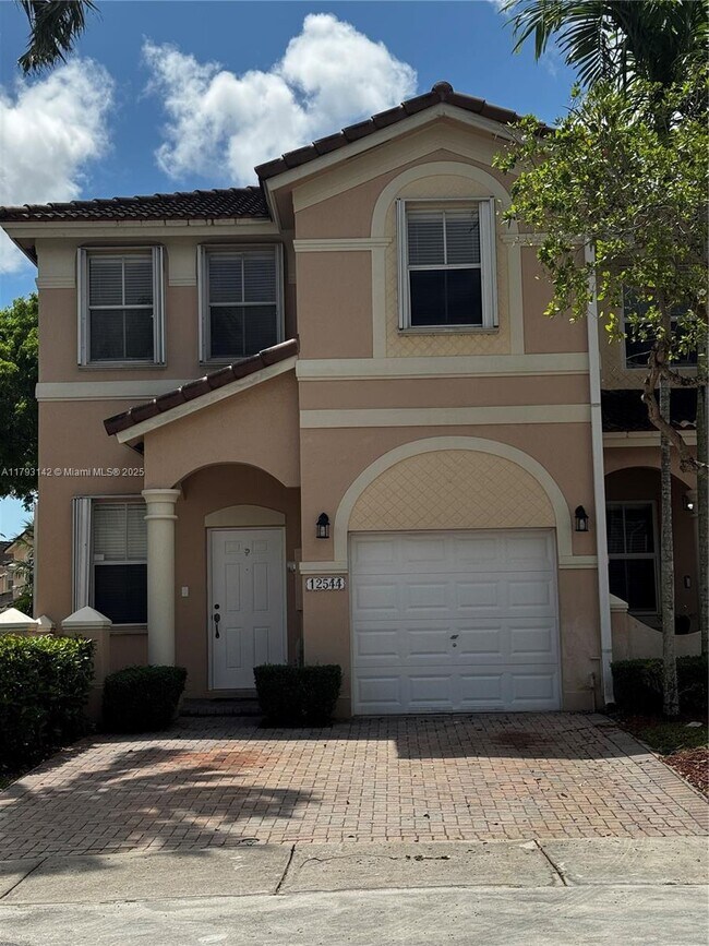 Foto del edificio - 12544 SW 121st Way