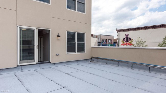 Building Photo - 439 Knickerbocker Ave