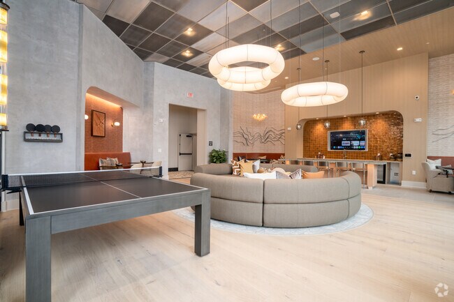 Sala del club - Solis Hapeville