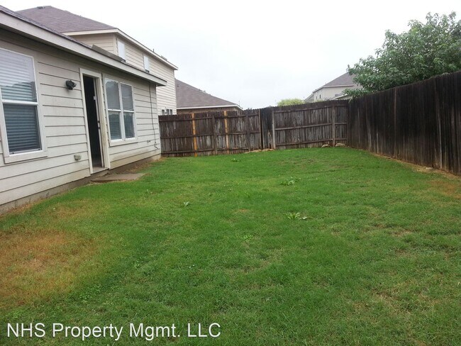 Building Photo - 4 br, 2.5 bath House - 10417 Hideaway Trail