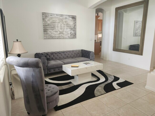 Foto del edificio - 11727 Paradise Cove Ln