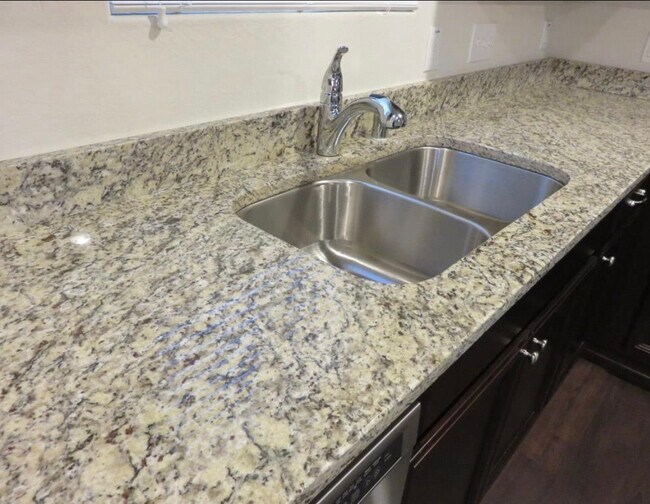 Foto del edificio - 2522 Bedrock Ln