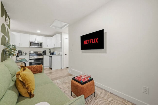 Building Photo - 10749-10773 73 Ave NW