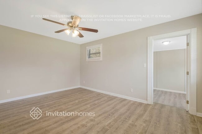 Building Photo - 7917 Chateau Dr S