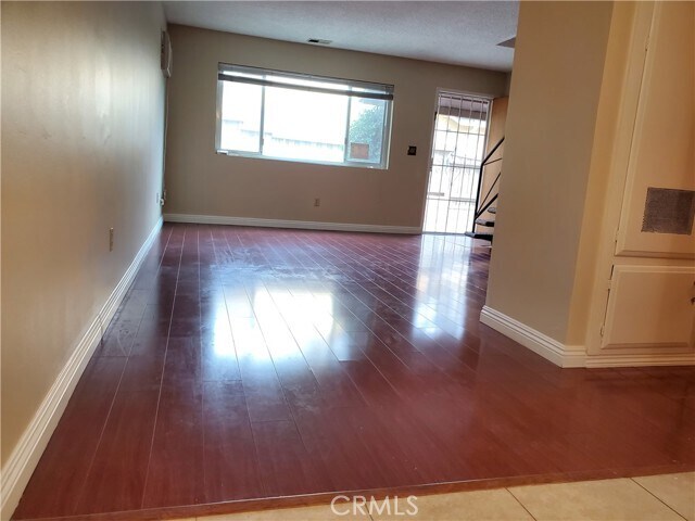 Foto del edificio - 2549 Hermosa Ave