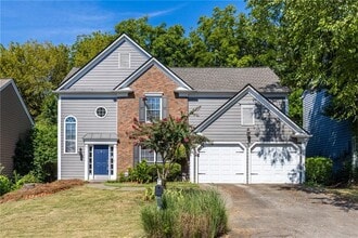 Building Photo - 13030 Carriage Park Ln