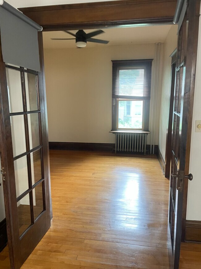Foto del edificio - 312 University Ave NE