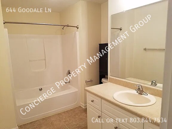 Foto del edificio - 644 Goodale Ln