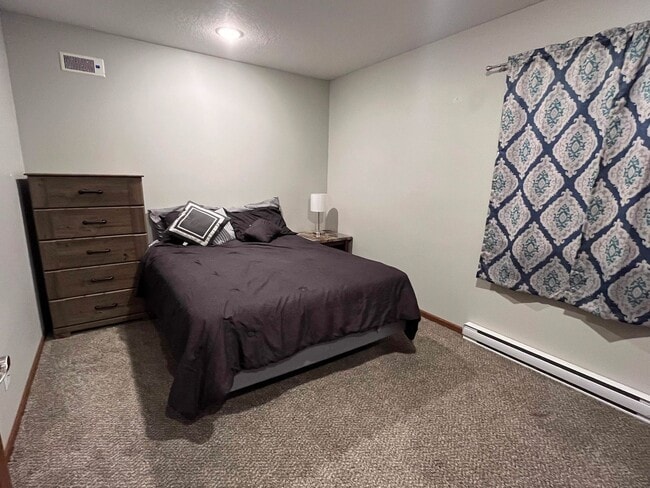 Foto del edificio - 613 Sheldon St