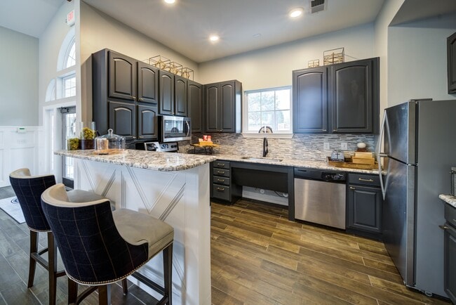 Building Photo - Palladium Park