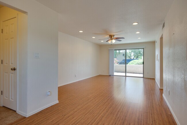 Building Photo - 4354 N 82nd St