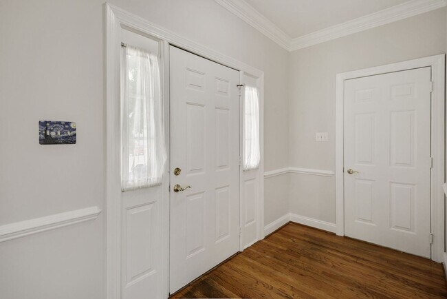 Photo - 3 Bed 2 Full Bath 2 Half Bath - Silver Spr... House