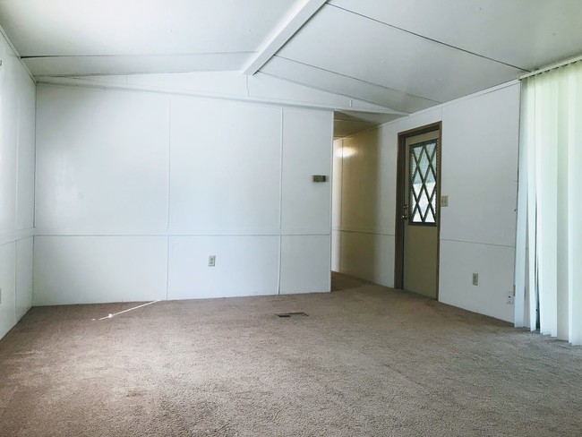 Building Photo - 3 br, 2 bath House - 165 Mona St