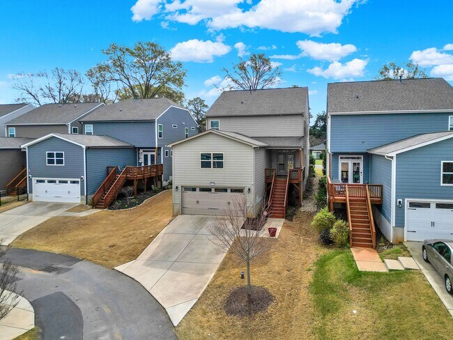 Foto del edificio - Beautiful 3 bed house in Belmont NC!