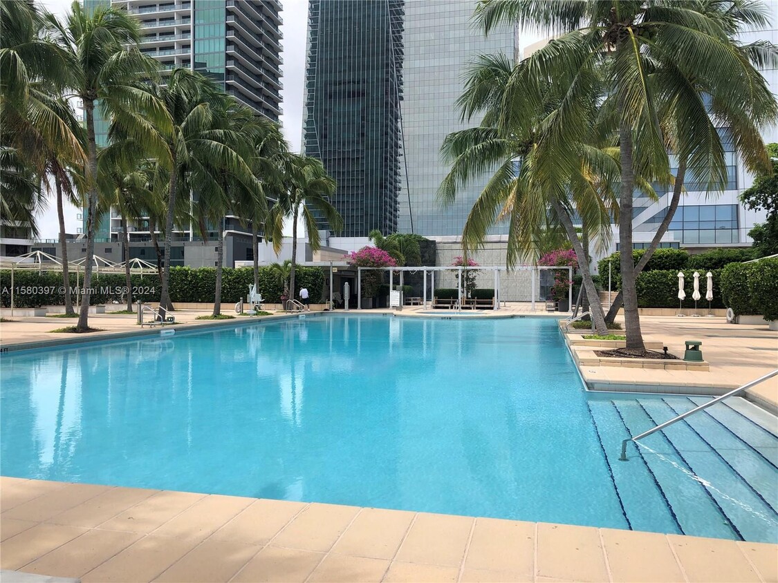 Foto principal - 1435 Brickell Ave