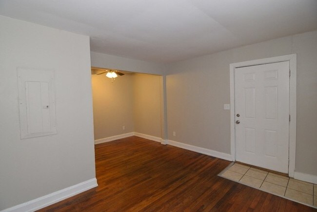 Foto del edificio - 2 Bedrooms - All Electric - Section 8 OK!