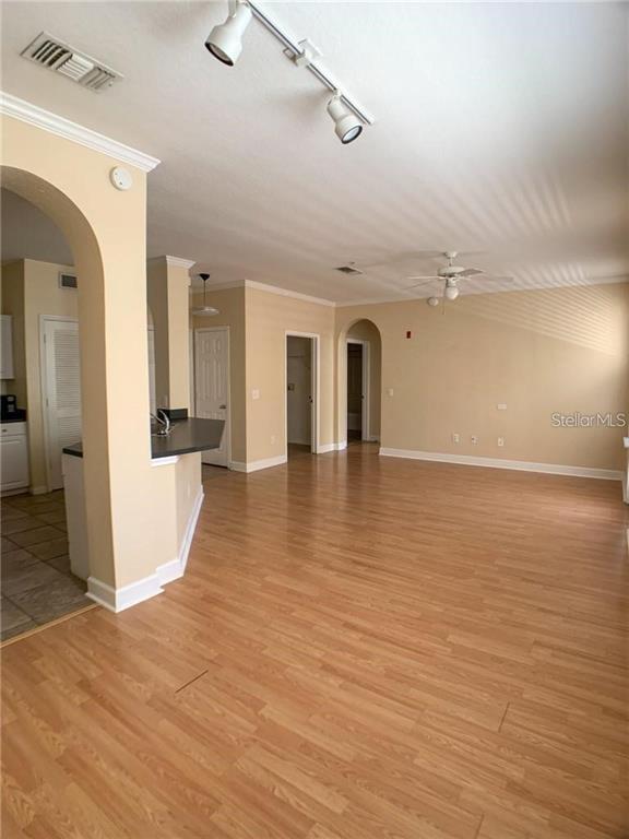 Foto del edificio - 860 N Orange Ave