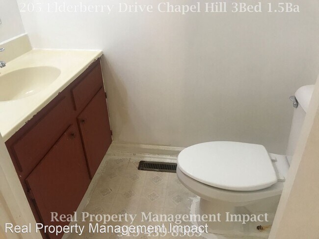 Building Photo - 3 br, 1.5 bath House - 205 Elderberry Drive