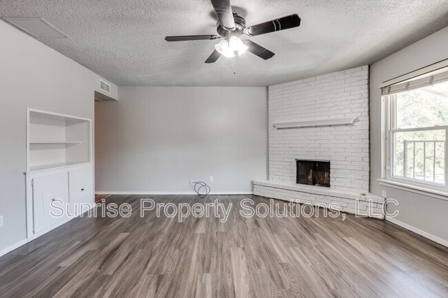 Photo - 6708 N Meridian Ave Apartment