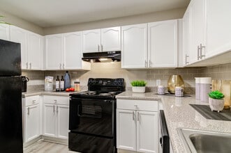 Building Photo - EVERGREEN PARK