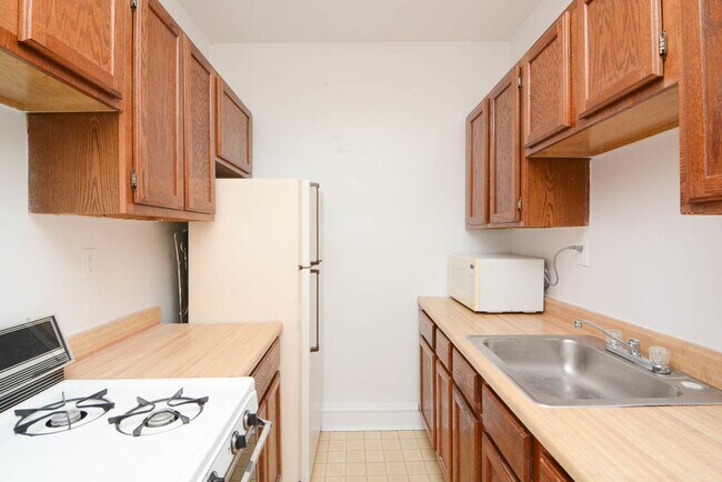 Foto del edificio - 73-373 Hazel Ave