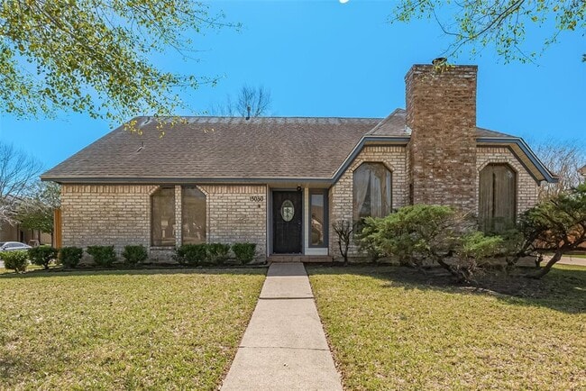 Building Photo - 15030 St Cloud Dr