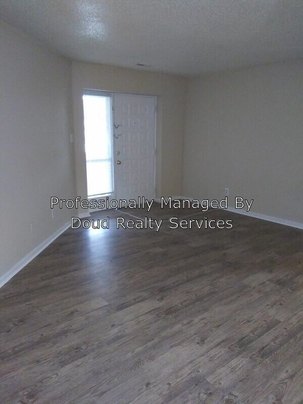 Building Photo - 300 Garcia Dr