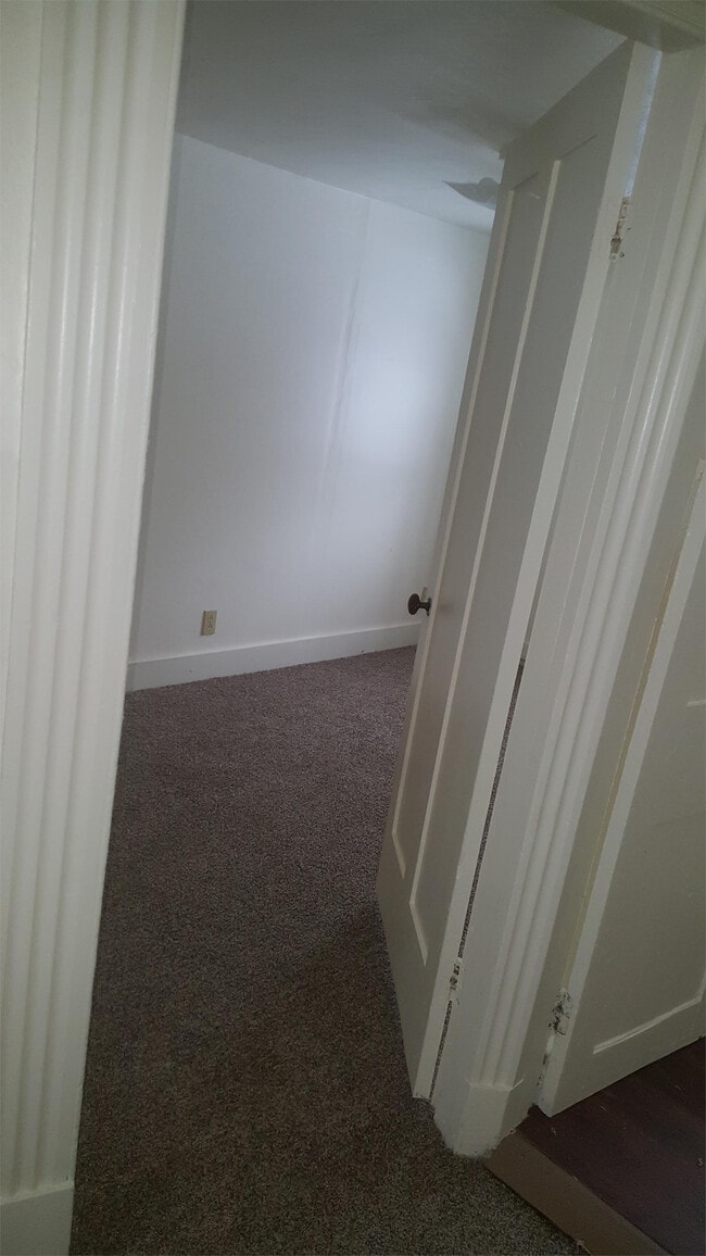 Building Photo - 244 Fayette St