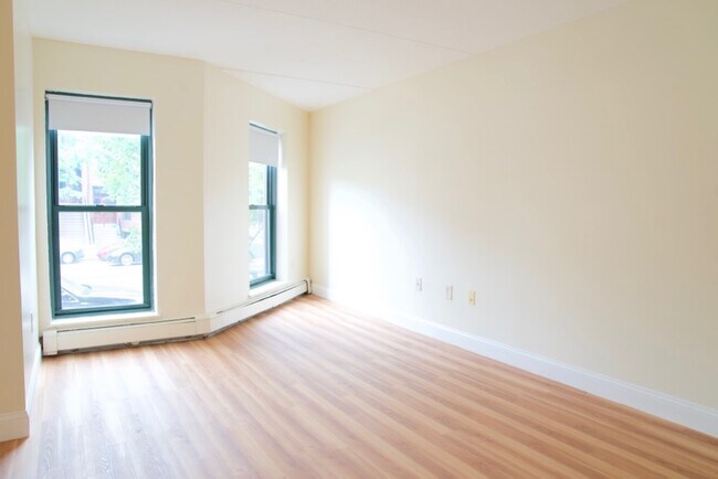 Building Photo - 410 Massachusetts Ave