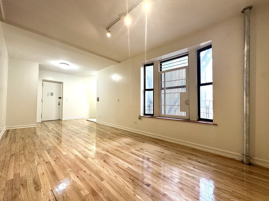Foto principal - 610 W 150th St