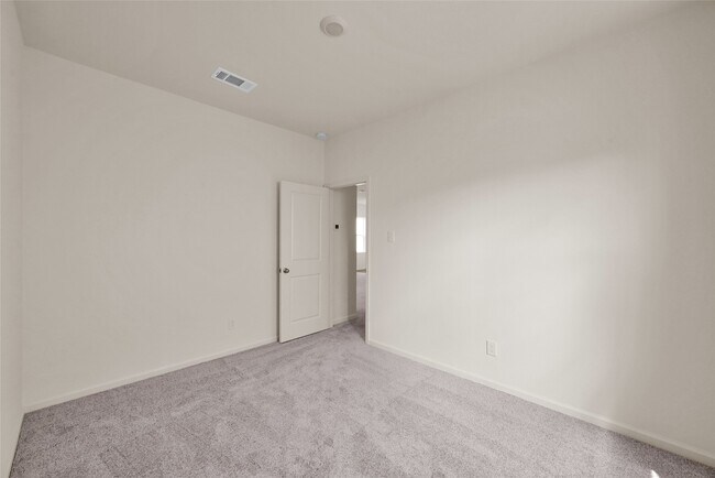 Building Photo - 583 Firemoon St