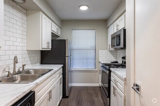 Interior Photo - Settler's Creek Apartments