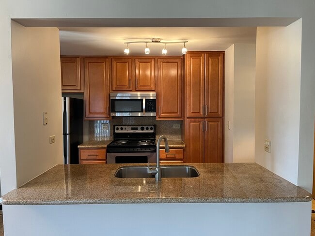 Foto del edificio - 1744 Eastwood Ct