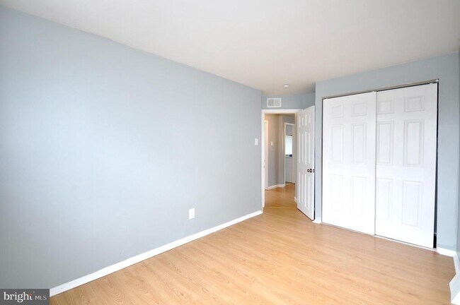Foto del edificio - 3432 Ashfield Ln