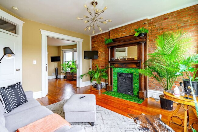 Foto del edificio - 621 Dennison Ave