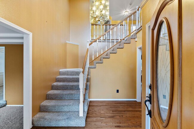 Foto del edificio - Beautiful 4 Bed 2.5 Bath single family hou...