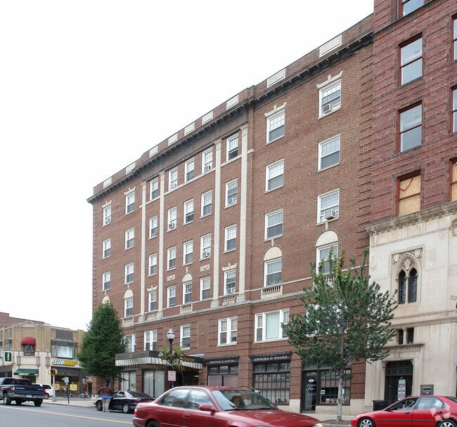 Burritt House Apartments New Britain, CT