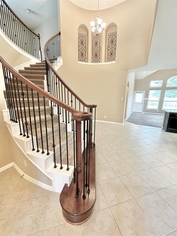 Foto del edificio - 1422 Laura Hills Ln