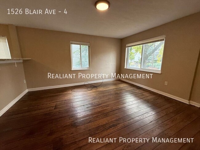 Building Photo - 1526 Blair Ave