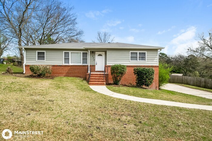 Foto principal - 232 Sunhill Rd NW, Center Point, AL 35215