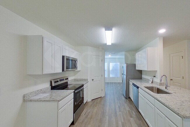 Foto del edificio - 18354 Koala Ave