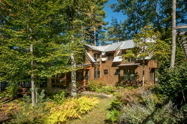 Building Photo - 131 Fish Hook Rd