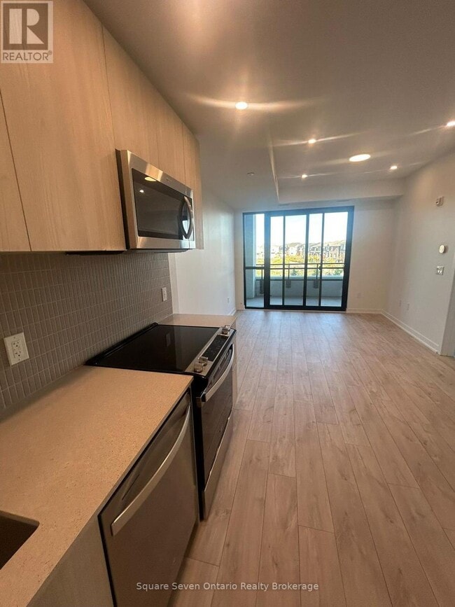 Building Photo - 720 Whitlock Ave