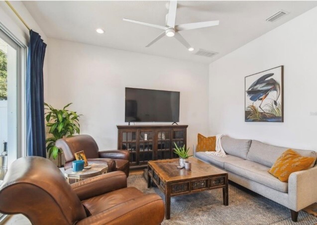 Foto del edificio - 3722 W Mango Ave