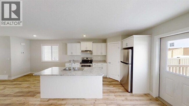 Photo du bâtiment - 9504A-9113 113 Ave