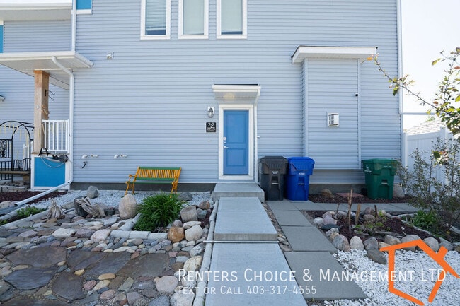 Building Photo - NEW PRICE! 2 Bedroom Basement Suite Utilities Included