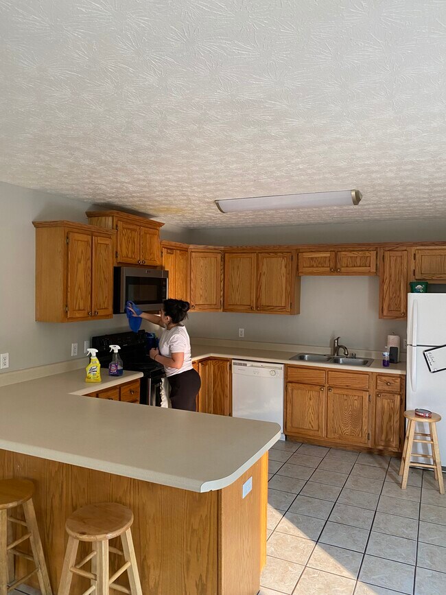 Building Photo - 118 Anderson Drive