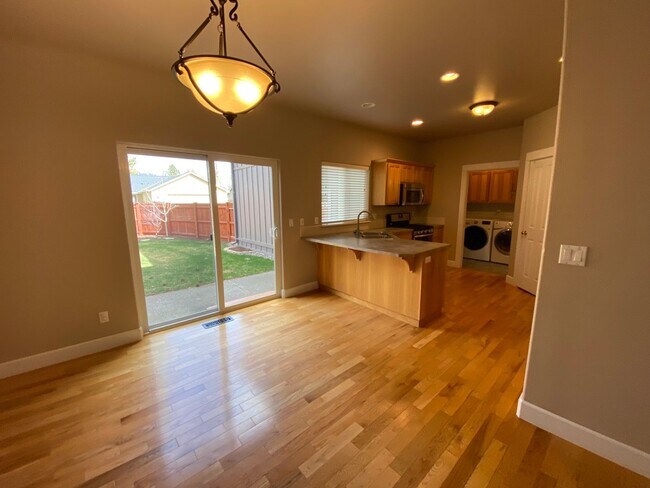 Foto del edificio - 20646 Hummingbird Ln
