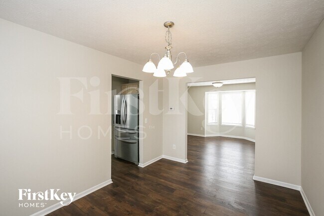 Foto del edificio - 902 Hearthside Ct