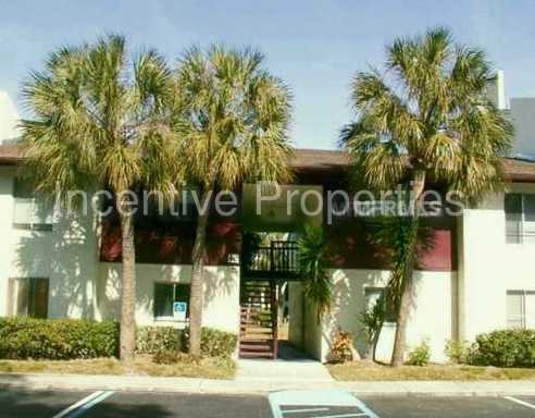 Primary Photo - 3818 N Lake Dr